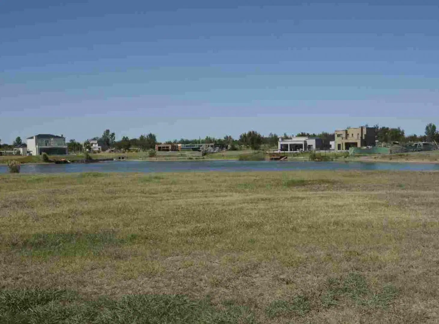 VENTA LOTE A LA LAGUNA SAN SEBASTIAN PILAR AREA11 2