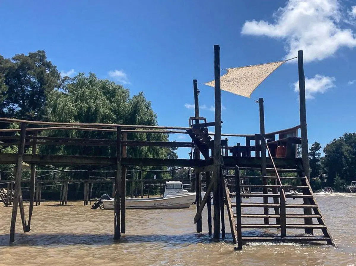 VENTA CASA Y CABAÑA DELTA TIGRE - RIO SARMIENTO 2