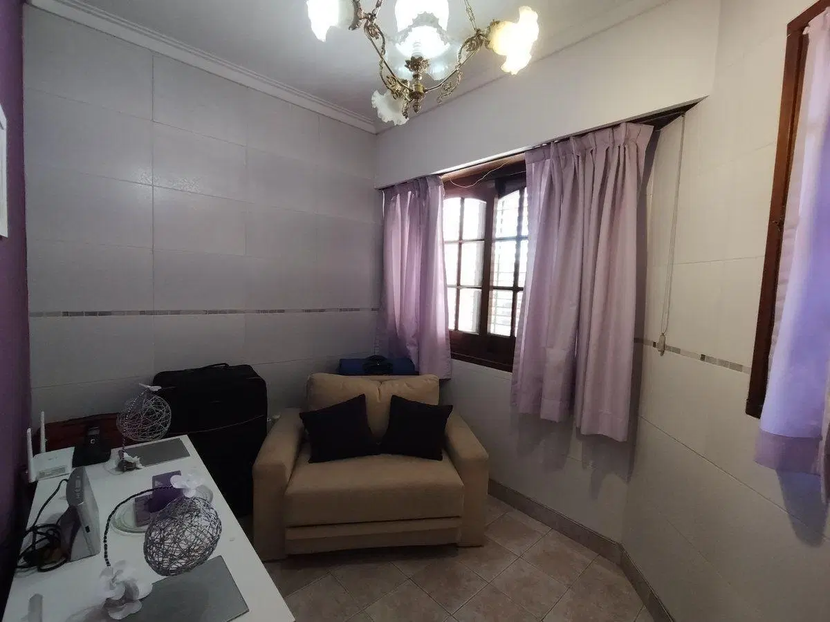 VENTA Casa Multifamiliar 5 Amb, José León Suárez 4