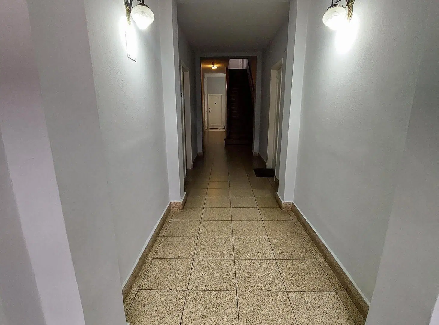 Departamento en venta en PB al frente con Patio 3