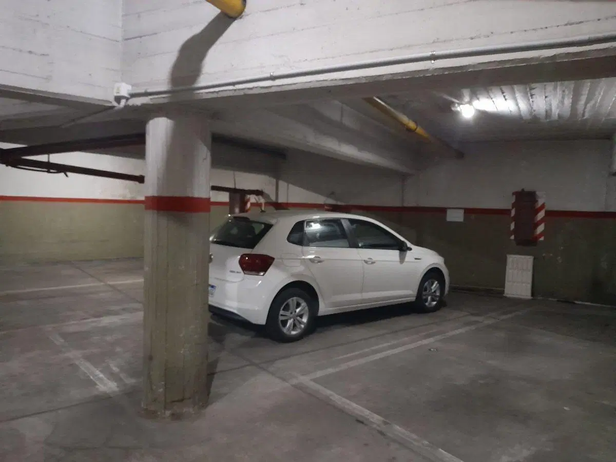 VENTA COCHERA - San Isidro NUEVO PRECIO!! 4