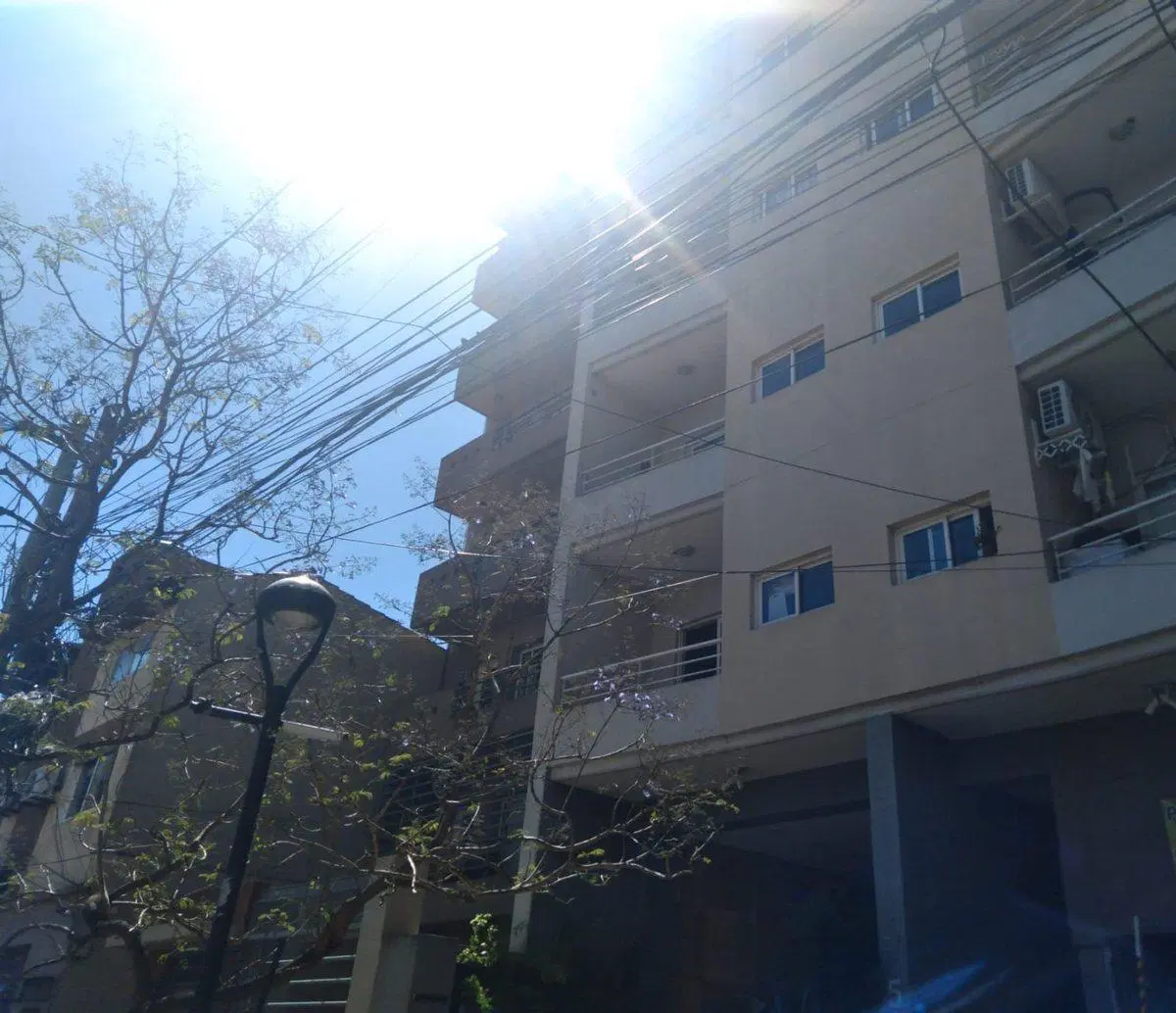 MONOAMBIENTE CON COCHERA Y BALCON EN CASEROS 4