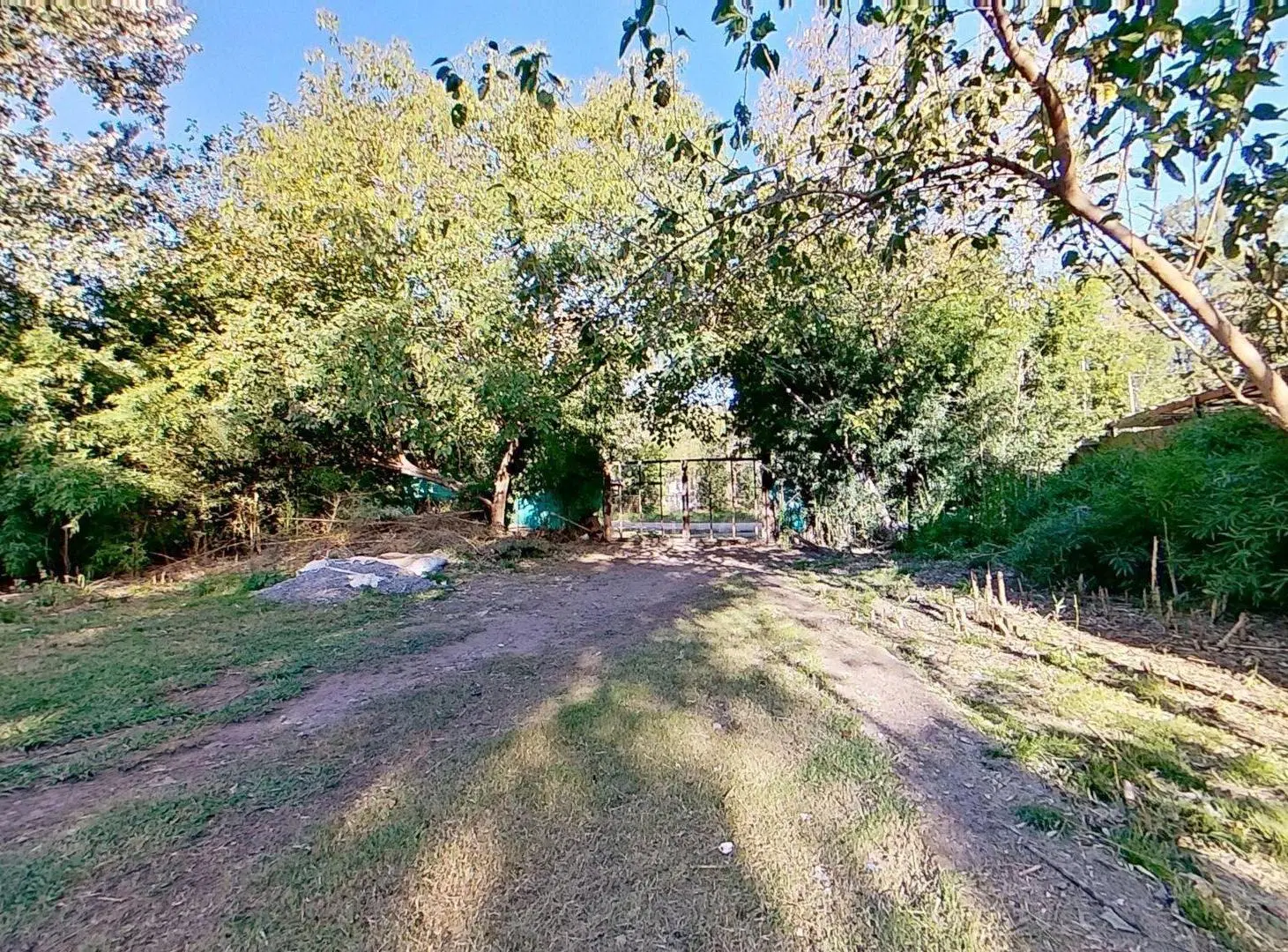 VENTA CASA CON LOTE PROPIO QUITO 600 TORTUGUITAS 8