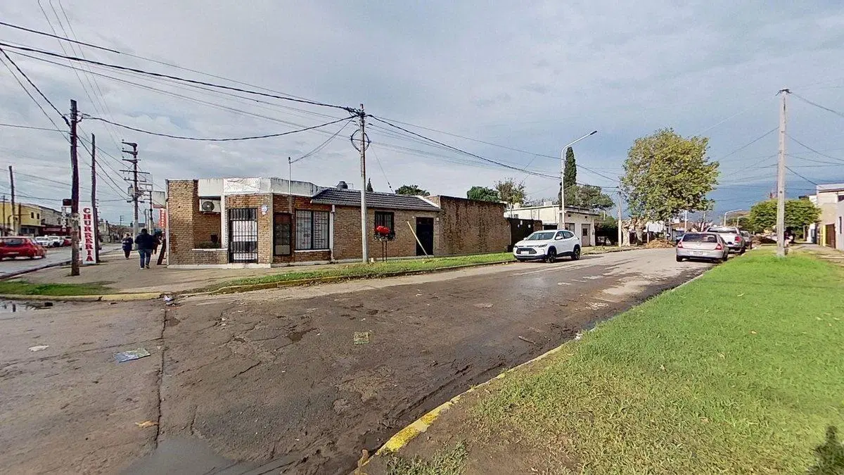 VENTA LOCALES Y VIVIENDA EN BLOQUE  JOSÉ C PAZ 8