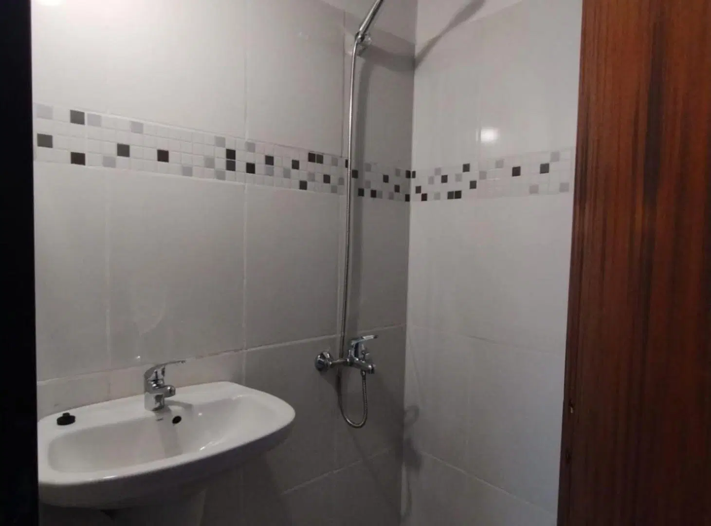 ALQUILER - PH 2 Ambientes, 1° piso. Villa Adelina 4