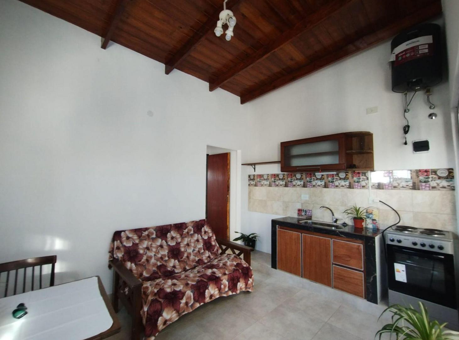 Foto de ALQUILER - PH 2 Ambientes, 1° piso. Villa Adelina, imagen 2