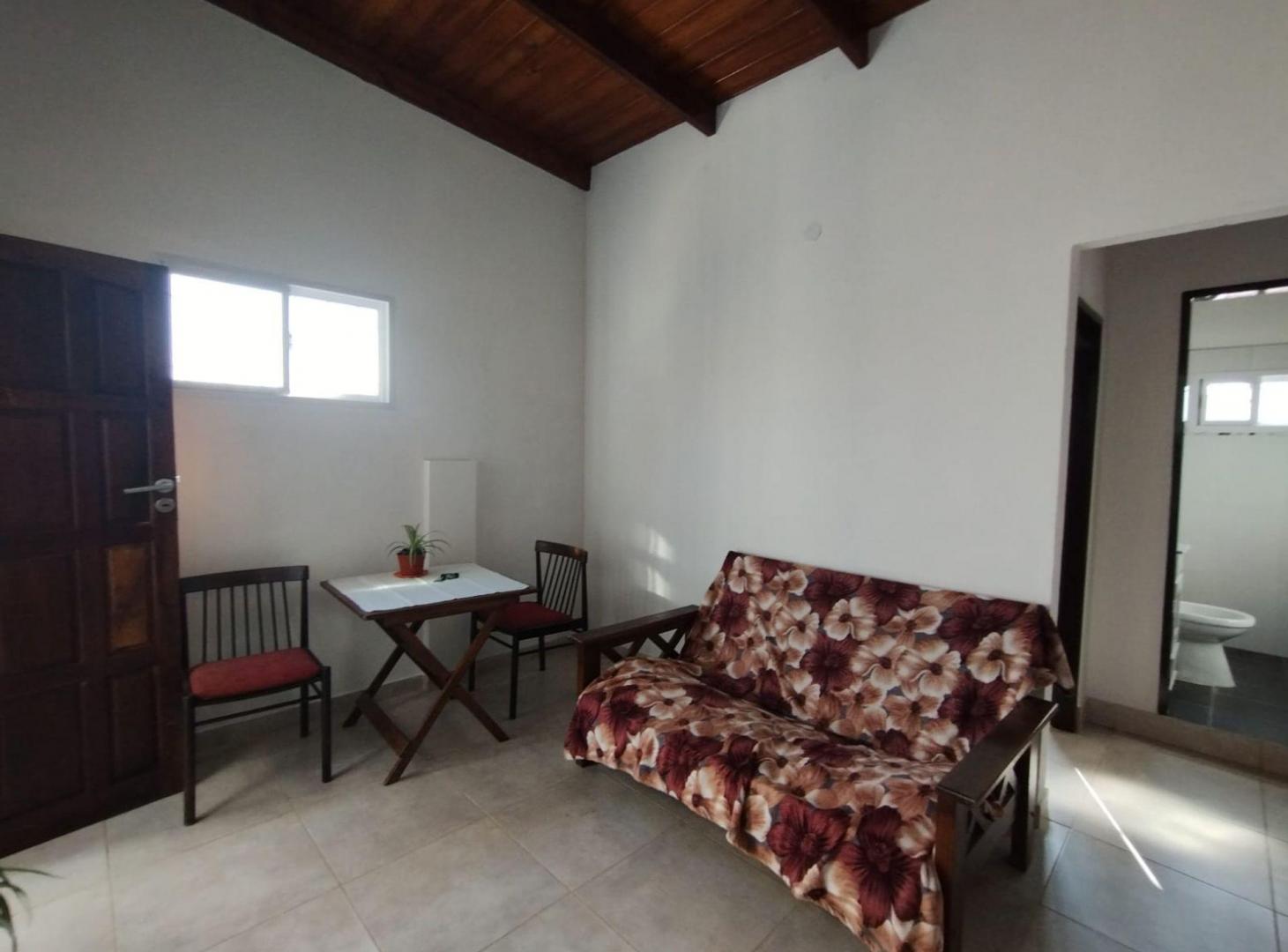Foto de ALQUILER - PH 2 Ambientes, 1° piso. Villa Adelina, imagen 5