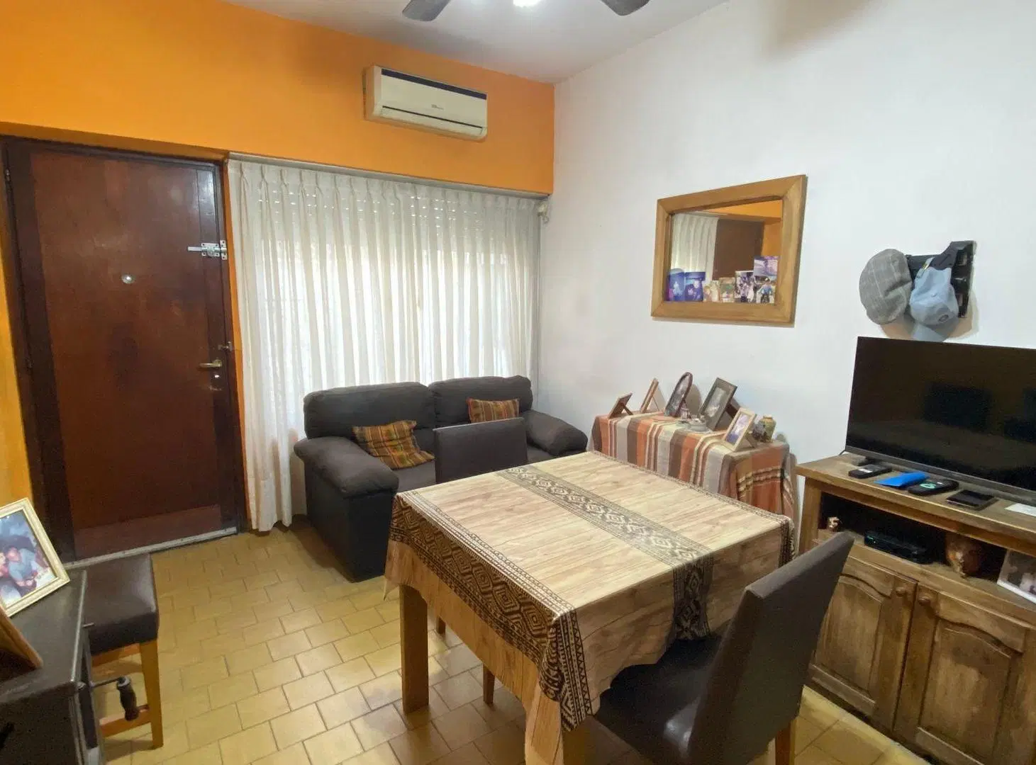 PH en venta 3 ambientes con patio cochera Banfield 2