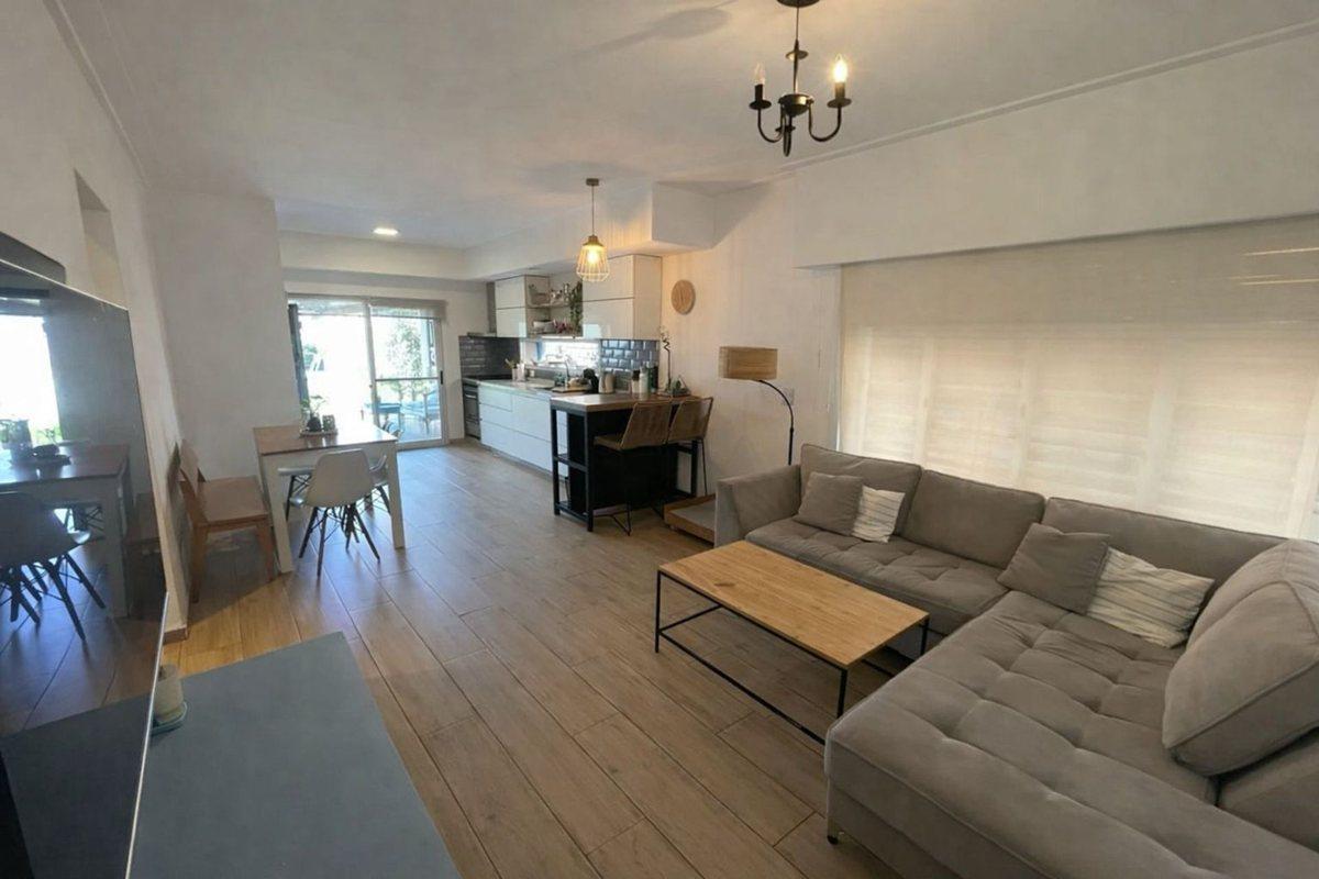 Foto de Venta Casa Reciclada Pileta y Parrilla Boulogne, imagen 3