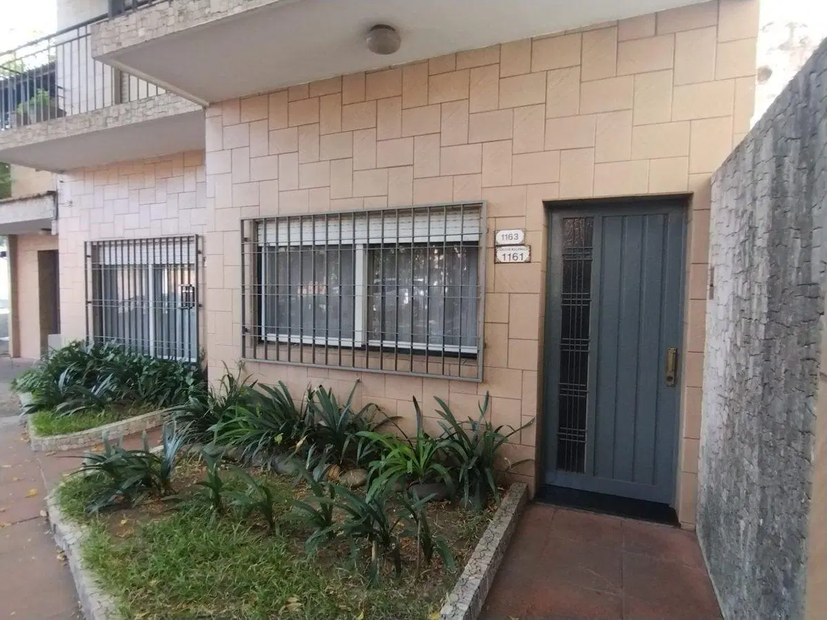 VENTA - PH 4 ambientes + Play /Monoambiente 3°piso 5