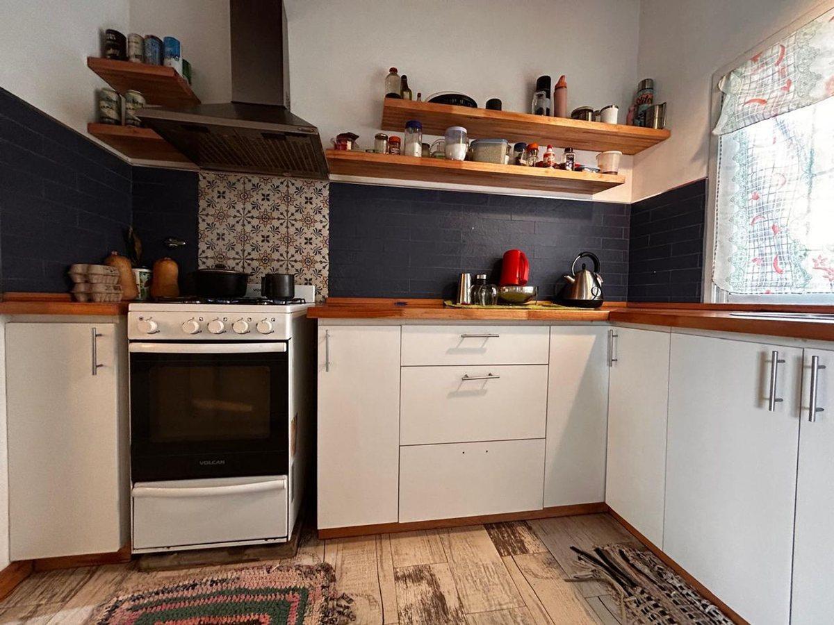 Foto de Casa venta en Carlos Keen Posib. de perm. por veh., imagen 4