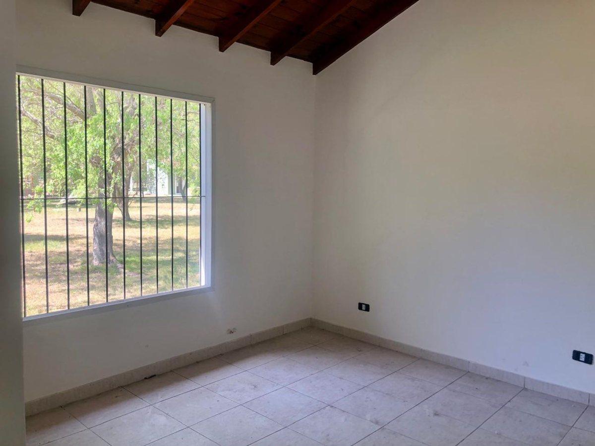 Foto de Casa en venta en Carlos Keen. Posib. de financ., imagen 4