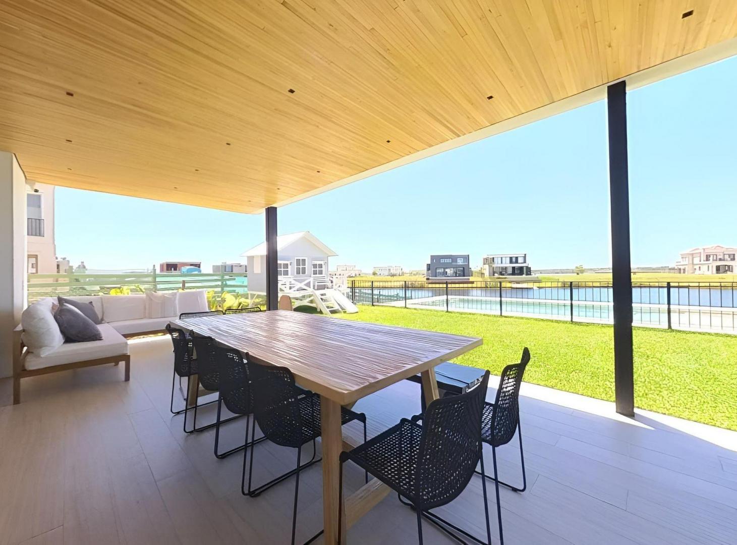 Foto de ALQUILER CASA AL LAGO BARRIO COSTAS PUERTOS, imagen 1