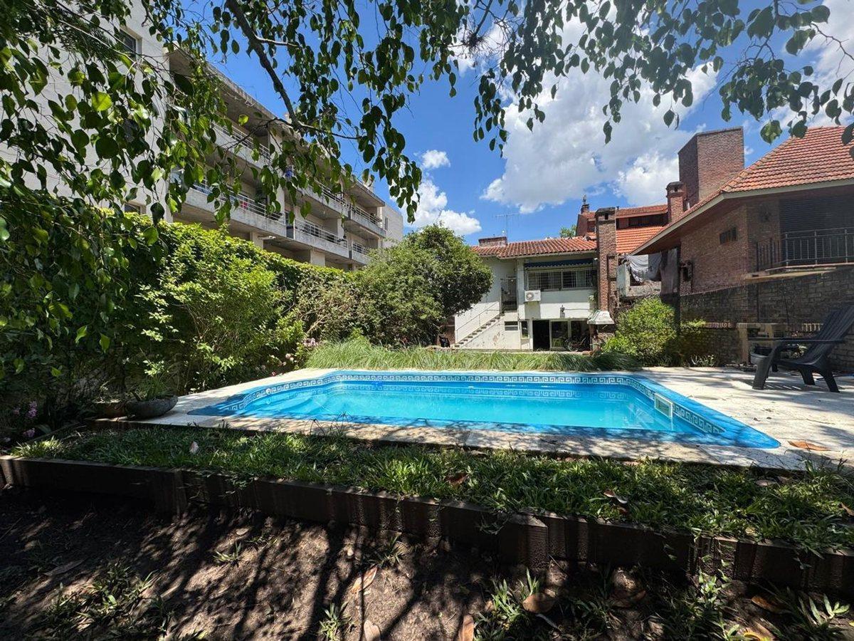 Foto de VENTA CASA TIGRE RESIDENCIAL JARDIN Y PILETA, imagen 3