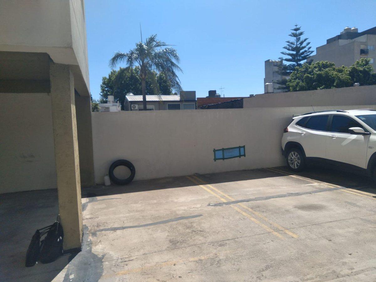 Foto de MONOAMBIENTE CON COCHERA Y BALCON EN CASEROS, imagen 2