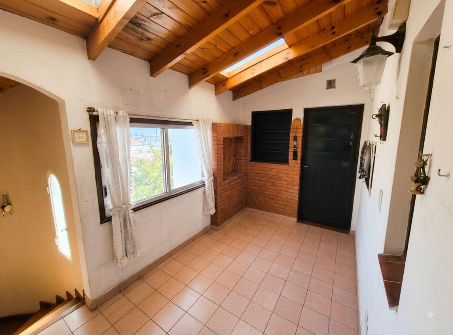 Foto de VENTA PH 4 AMBIENTES - CARAPACHAY, imagen 1