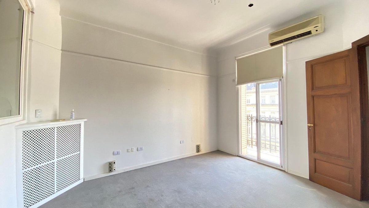 Foto de Departamento en Venta 4 amb Apto Prof Microcentro, imagen 3