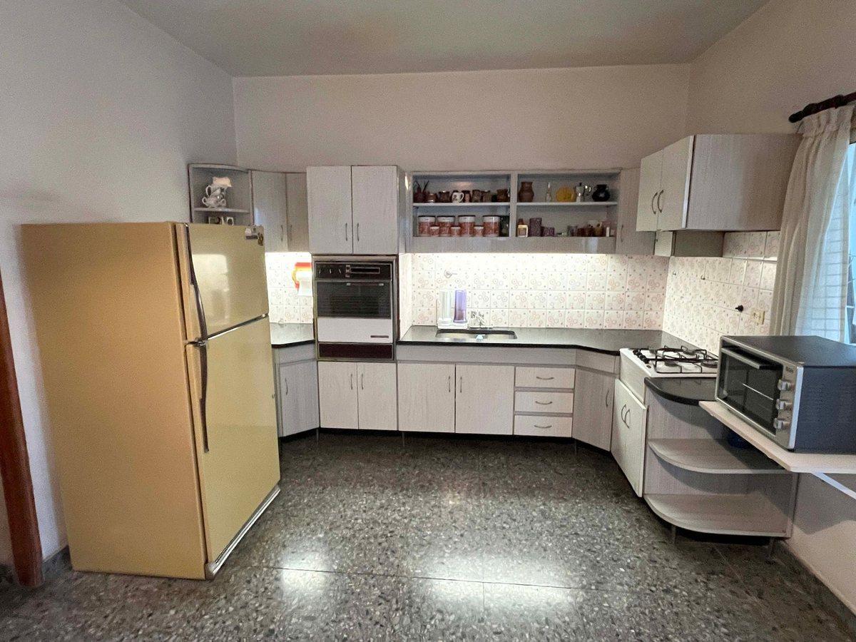 Foto de VENTA CASA 5 AMBIENTES , DEPOSITO O LOGISTICA, imagen 2