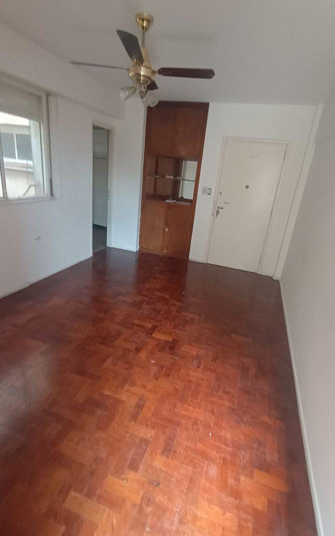Foto de VENTA DEPARTAMENTO 3 AMB CALLE YERBAL FLORESTA, imagen 5