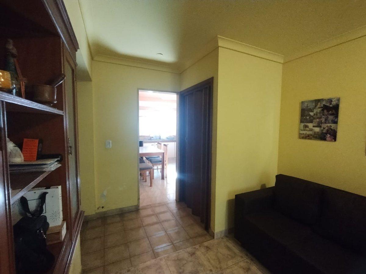 Foto de VENTA - PH 4 ambientes + Play /Monoambiente 3°piso, imagen 2