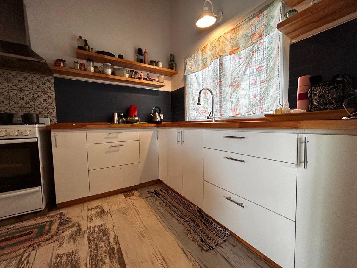 Foto de Casa venta en Carlos Keen Posib. de perm. por veh., imagen 5