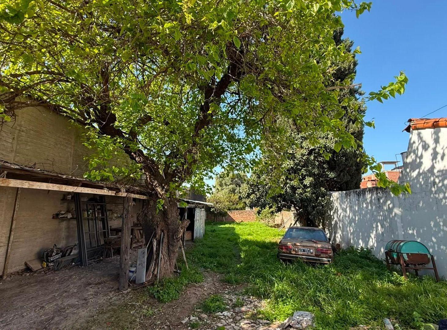 Foto de VENTA LOTE EN VILLA BALLESTER de 355m Totales, imagen 4