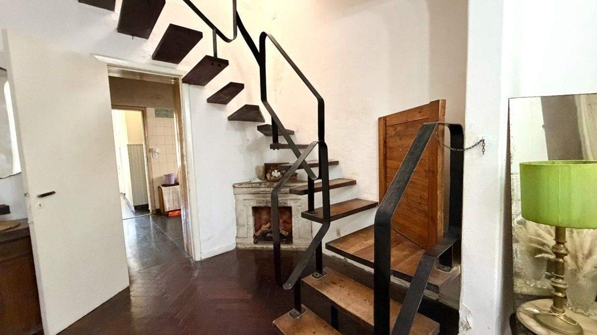Foto de CASA 6 AMBIENTES C/ PARQUE Y PILETA EN ACASSUSO, imagen 2