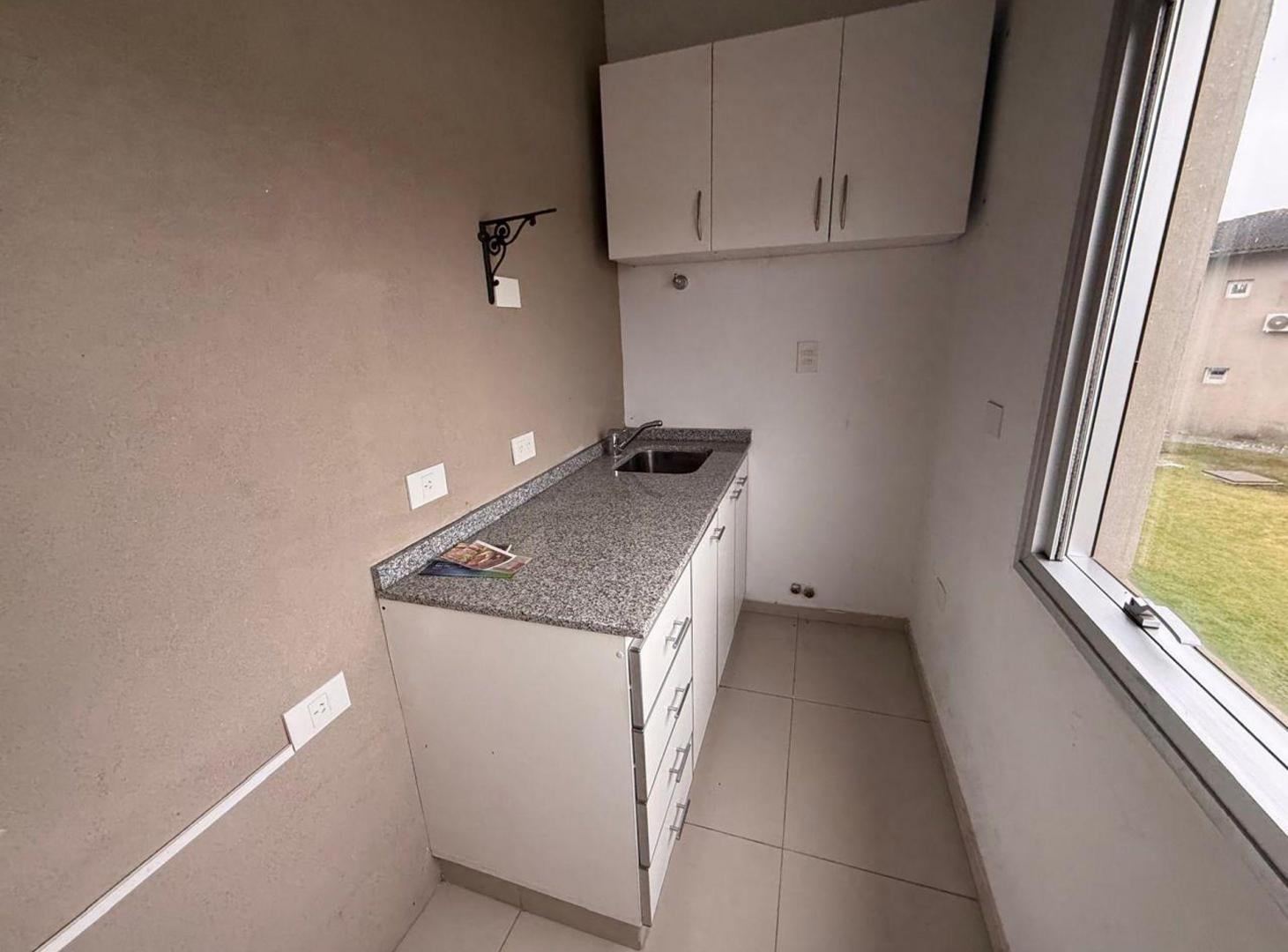 Foto de OFICINA LOCAL EN VENTA EN EL COMPLEJO RIVERA PARK, imagen 5