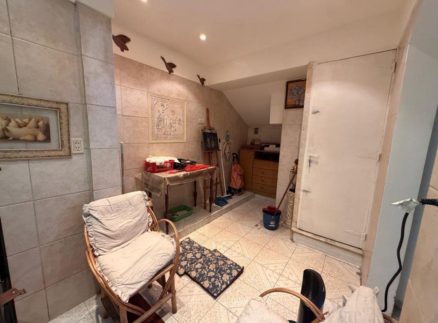 Foto de CASA PH LOCAL COCHERA EN VENTA BELGRANO, imagen 1