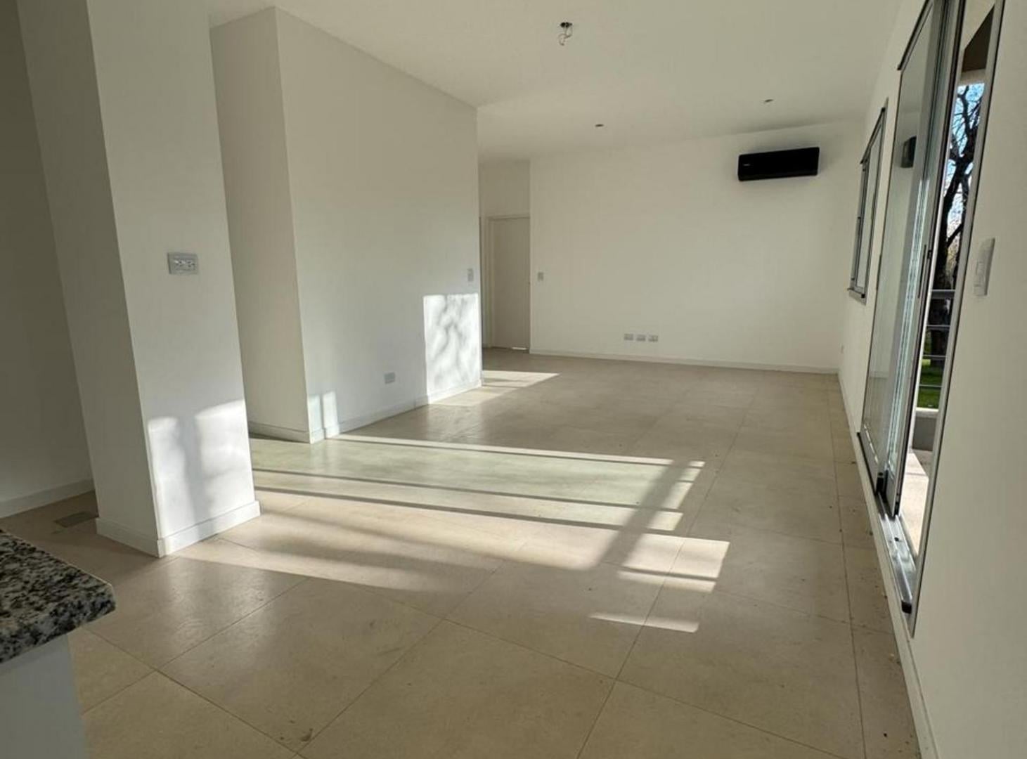 Foto de VENTA 4 AMBIENTES A ESTRENAR | LAGOON PILAR, imagen 2