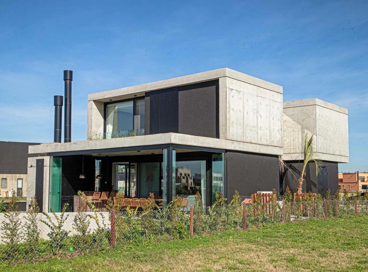 Foto de CASA EN VENTA EN CARPINCHOS, imagen 2