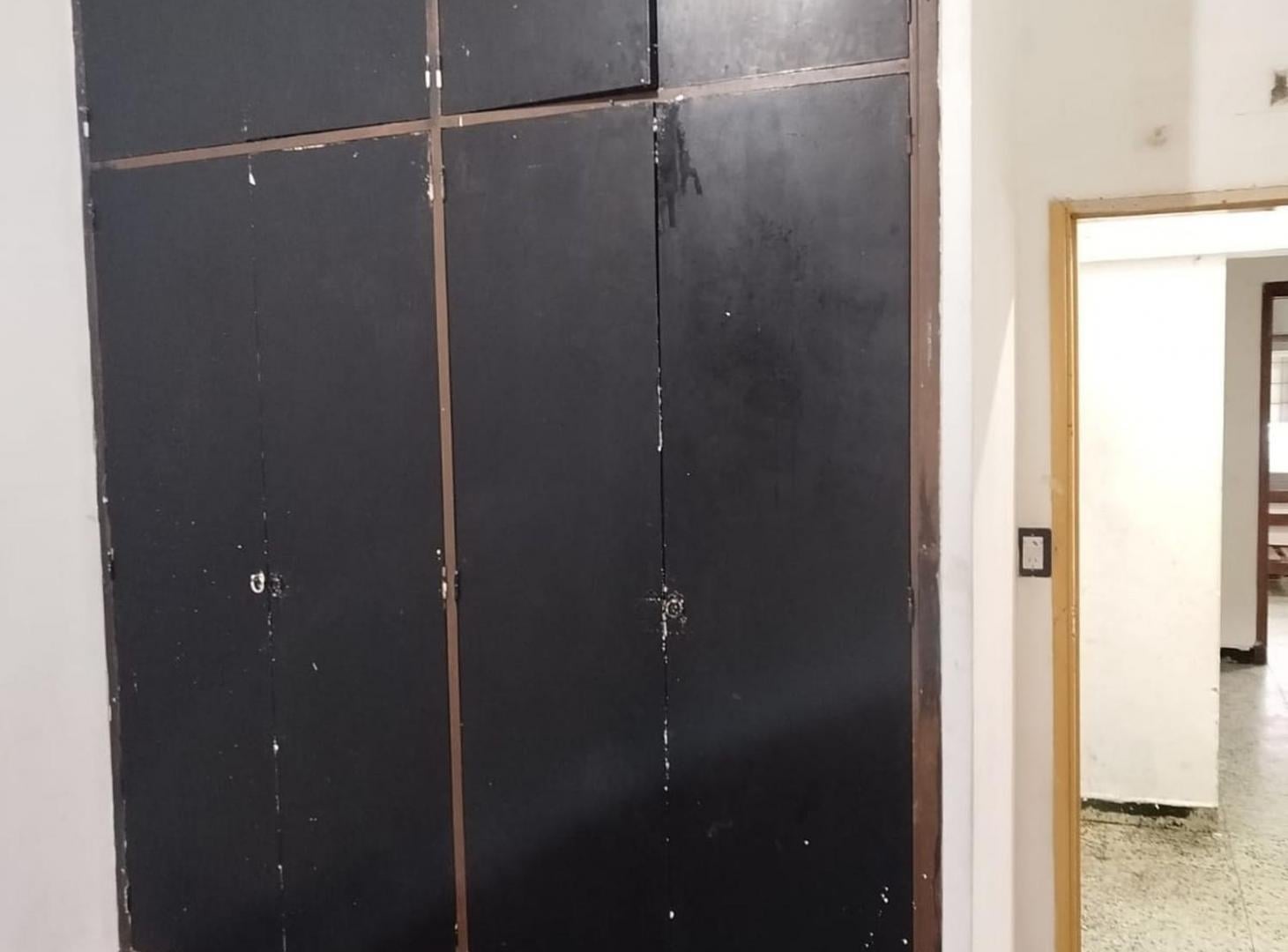Foto de VENTA VIVIENDA MULTIFAMILIAR EN MUNRO, imagen 3
