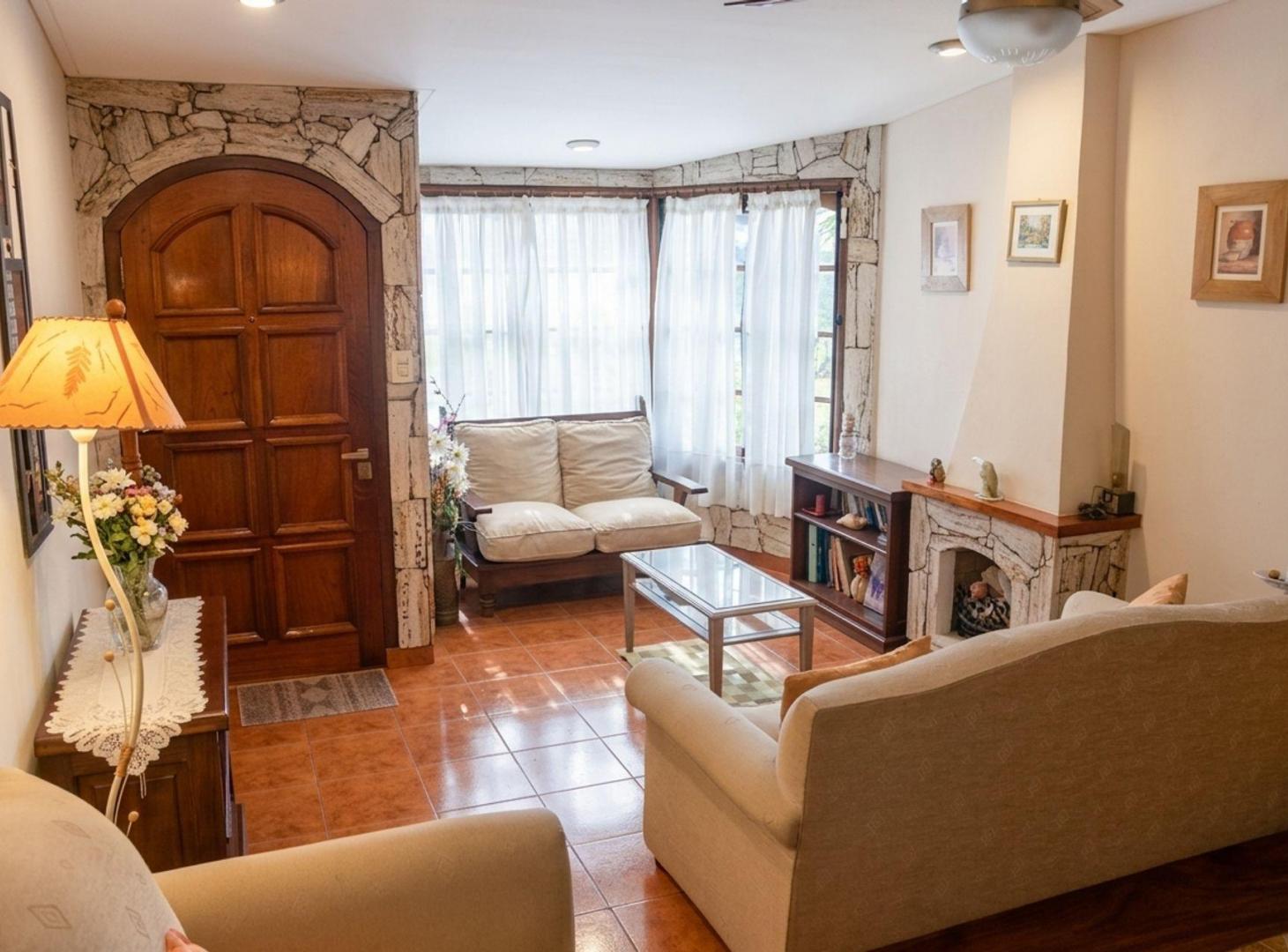 Foto de Venta Casa MULTIFAMILIAR - Villa Adelina, imagen 5