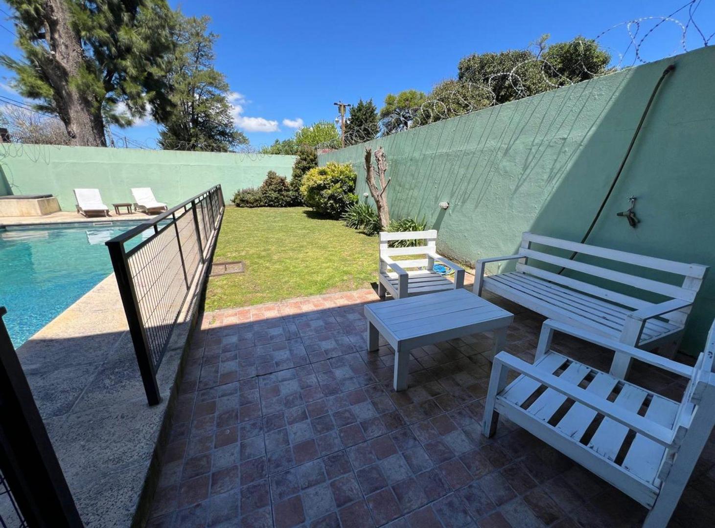 Foto de VENTA CASA 5 AMBIENTES GARIN CON PILETA Y COCHERA, imagen 3