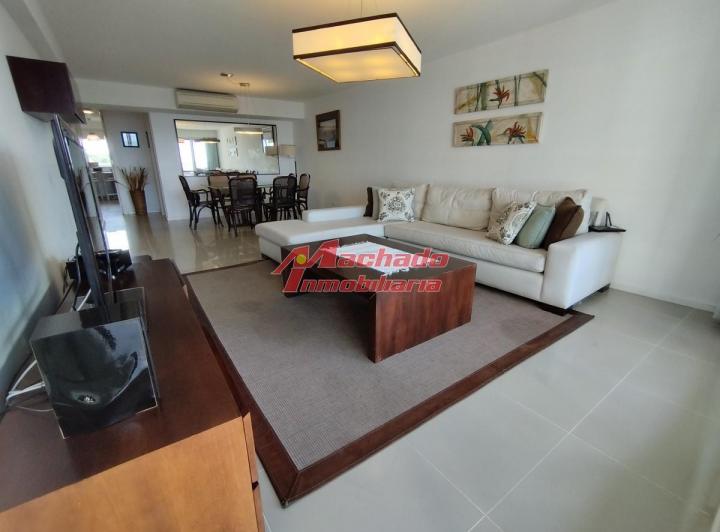 Foto de Apartamento en alquiler, zona Playa brava, imagen 5