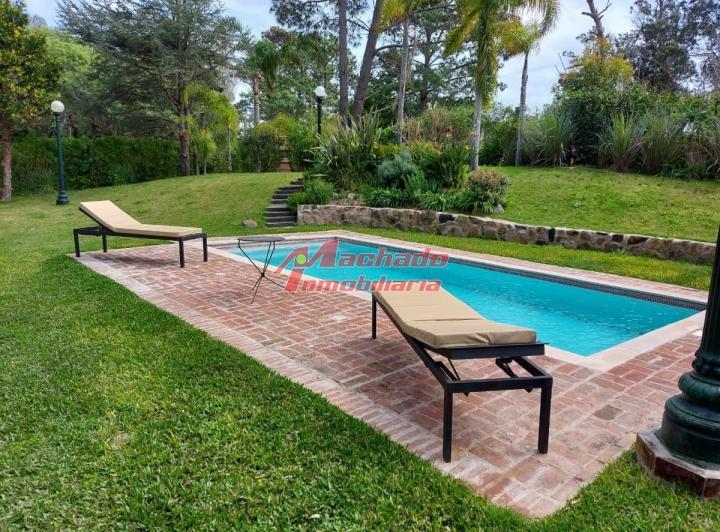 Foto de alquiler de muy buena casa en Golf, con piscina, imagen 2