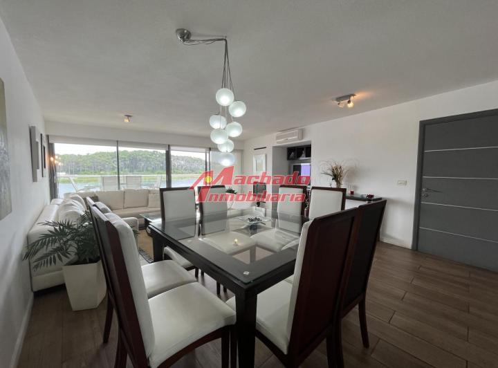 Foto de Apartamento en venta de 3 dormitorios en Punta del Este, imagen 2