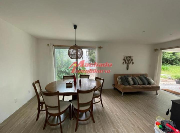 Casa de 3 dormitorios en alquiler de temporada en Punta del Este 2