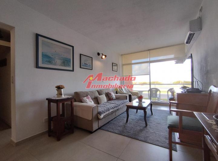 Apartamento de 2 dormitorios y medio frente al mar 5
