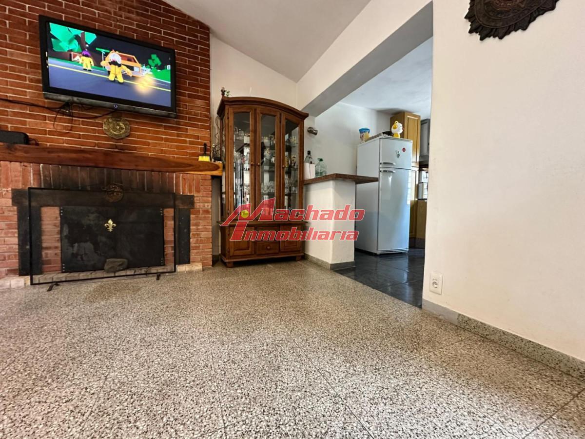 Casa de 3 dormitorios en venta en playa mansa