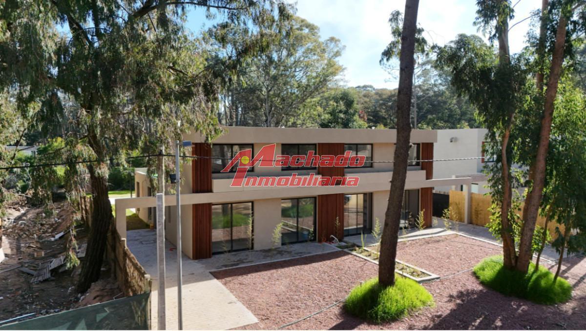 Casa en Solanas en venta - ,Punta Ballena,Otros Pa… - Roomix