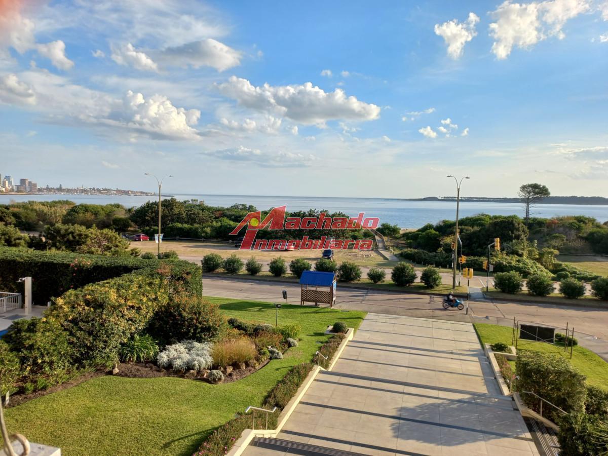 venta de apartamento frente a la mansa
