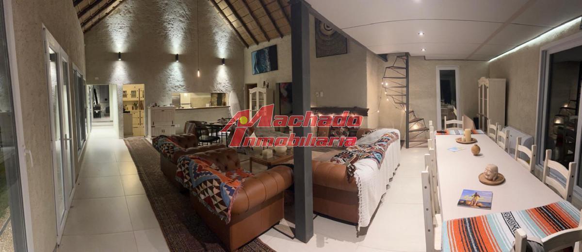 Casa de 2 dormitorios en alquiler Punta Del Este