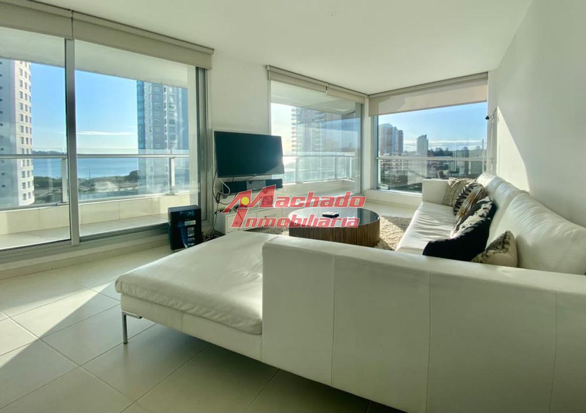 Venta de Apartamento 3 dormitorios en Playa Mansa Punta del Este