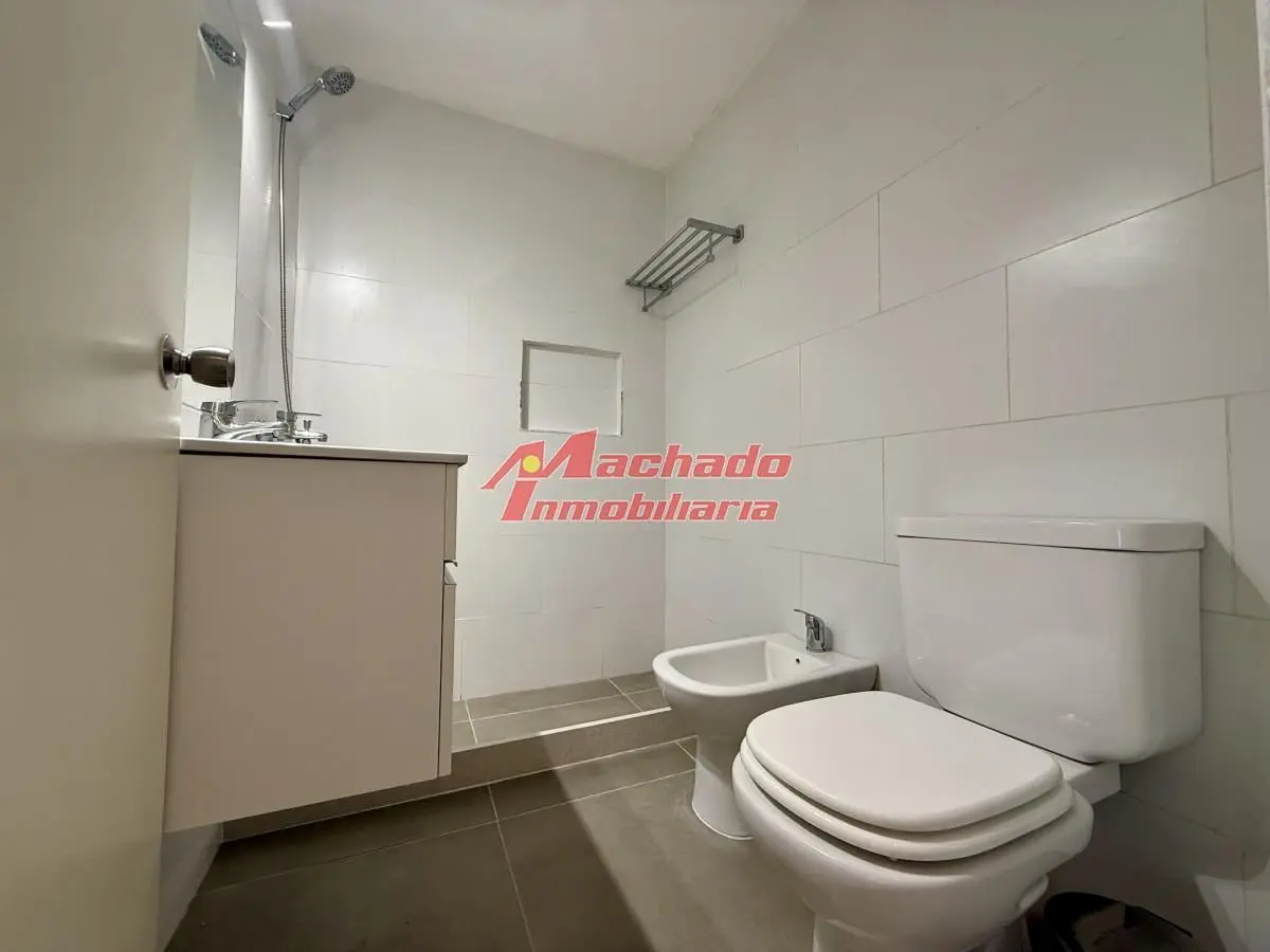 Apartamento en venta, Punta del este, frente a playa de los Ingleses 3