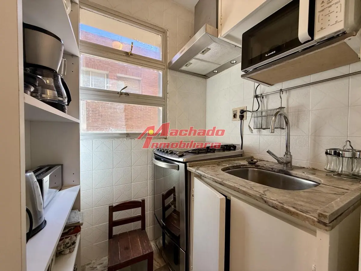 Apartamento en venta, Punta del este, frente a playa de los Ingleses 4