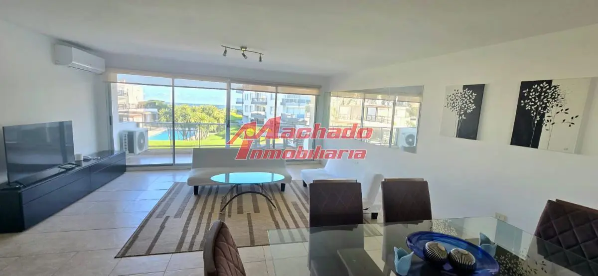 Venta de Departamento en Pinares 4