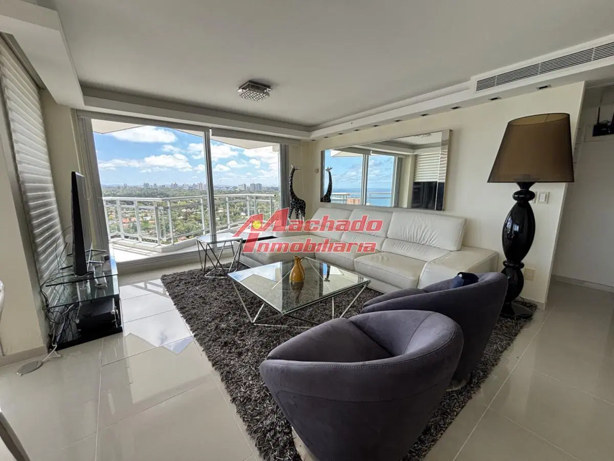 EXCELENTE APARTAMENTO A LA VENTA CON TODA LA VISTA AL MAR PLAYA MANSA 3 DORMITORIOS 1