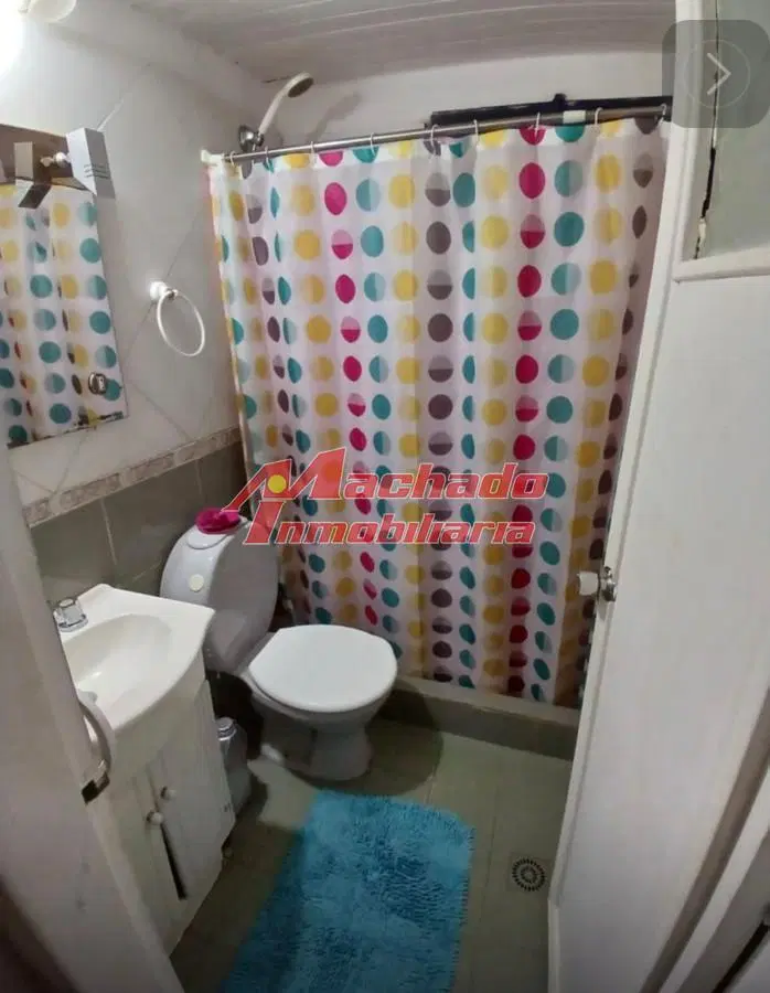 Vende casa en Punta del Este de 4 dormitorios. 4