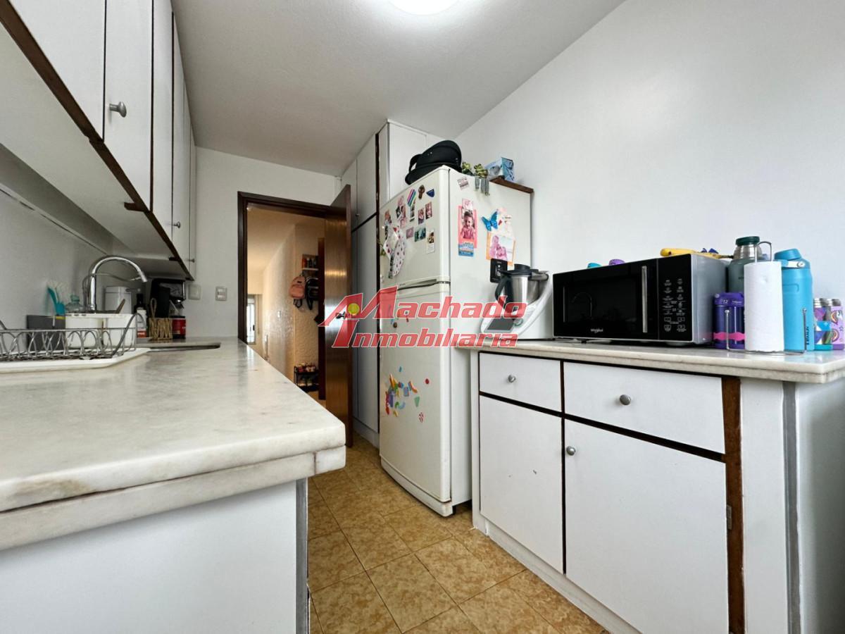 Foto de Apartamento de dos dormitorios en venta en Punta del Este, imagen 4
